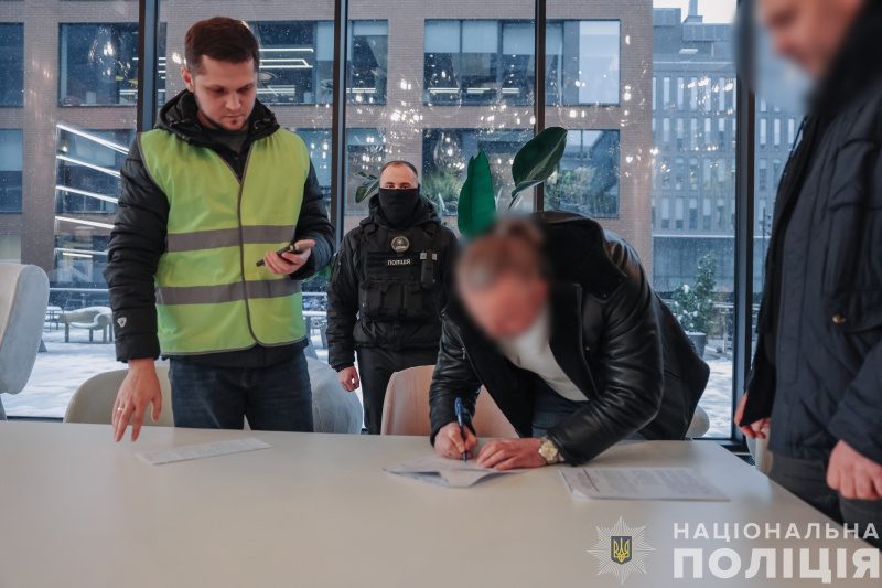 Фіктивні ВЛК: у Києві викрили злочинну групу на чолі з експрацівником військкомату