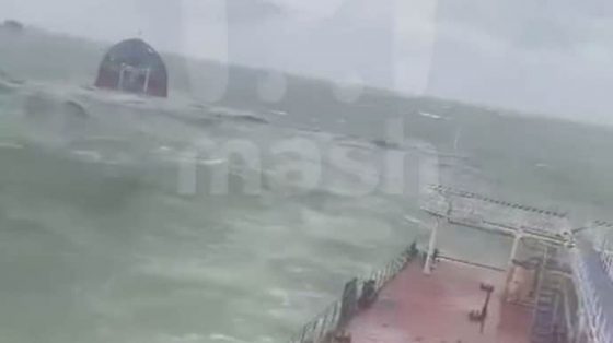 grinpis preduprezhdaet ob ekologicheskoj katastrofe iz za razliva nefteproduktov s tankerov rf 97dbcae scaled China Way