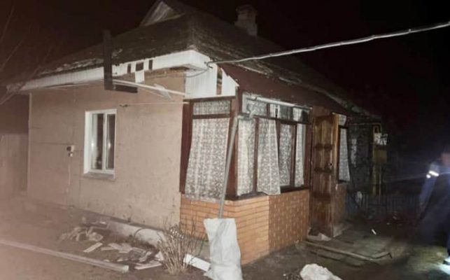 Из-за дроновой атаки в Винницкой и Черниговской областях горели дома, авто и хозяйственные постройки 3 Из-за дроновой атаки в Винницкой и Черниговской областях горели дома, авто и хозяйственные постройки