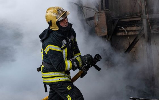 Росіяни вдарили по адмінбудівлі Кривого Рогу: серед поранених є діти, відомо про жертв 1 rosijani vdarili po adminbudivli krivogo rogu sered poranenih ye diti vidomo pro zhertv ef8ede6 scaled China Way