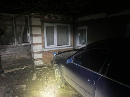 Россияне били по Днепропетровщине: повредили дома, ЛЭП и авто 