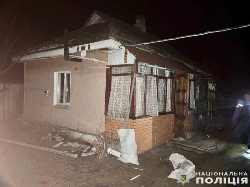 "Шахеди" влучили у будинки в двох областях: наслідки атаки РФ 5 "Шахеди" влучили у будинки в двох областях: наслідки атаки РФ
