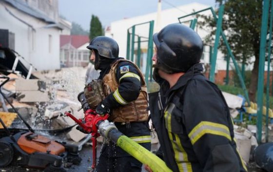 "Шахеди" влучили у будинки в двох областях: наслідки атаки РФ 16 shahedi vluchili u budinki v dvoh oblastjah naslidki ataki rf bad35cc scaled China Way