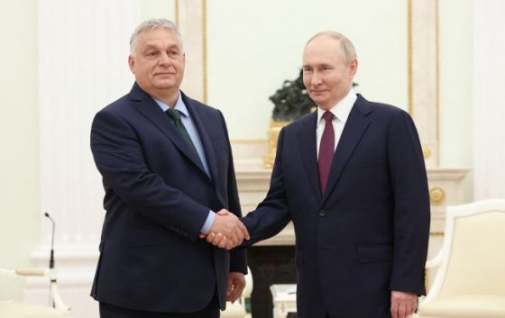 У Трампа відповіли, чи використовують Орбана як посередника з Путіним 7 u trampa vidpovili chi vikoristovujut orbana jak poserednika z putinim 64db605 scaled China Way
