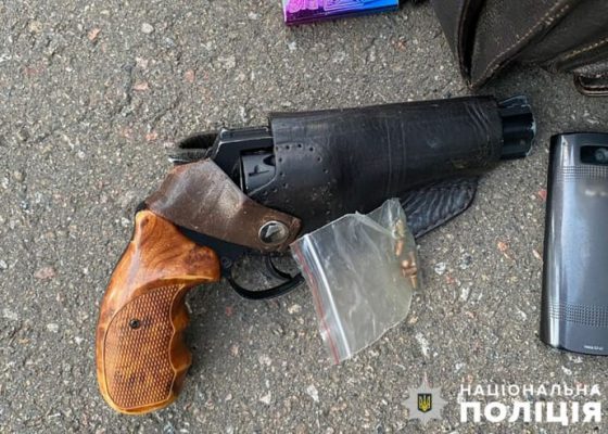 В Киеве патрульные ''по горячим следам'' задержали предполагаемого убийцу 