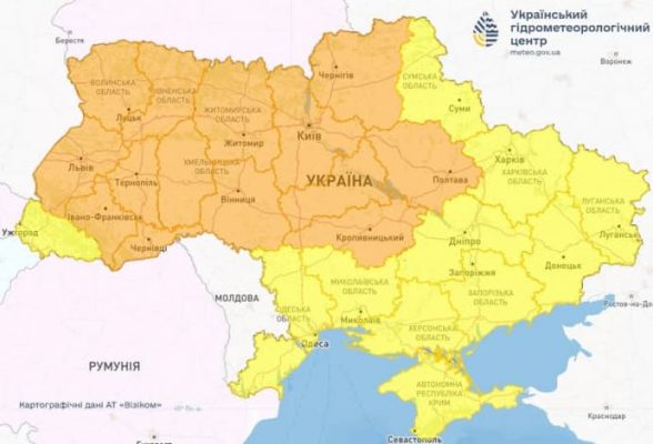 В понедельник в Украине дожди и сильный ветер 