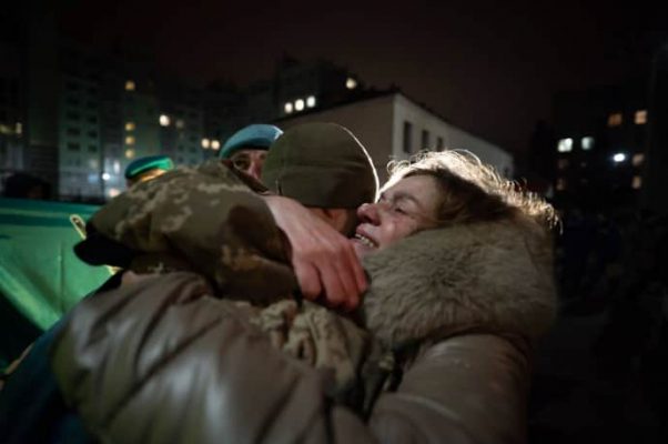В СБУ показали видео освобождения украинцев из плена 5 В СБУ показали видео освобождения украинцев из плена