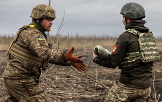 За добу росіяни втратили на фронті 1070 солдатів і 12 танків, - Генштаб 2 za dobu rosijani vtratili na fronti 1070 soldativ i 12 tankiv genshtab 7435a11 scaled China Way