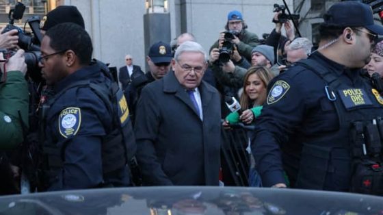 Бывший американский сенатор-демократ приговорен к 11 годам заключения за коррупцию 3 byvshij amerikanskij senator demokrat prigovoren k 11 godam zakljuchenija za korrupciju d17f55d scaled China Way