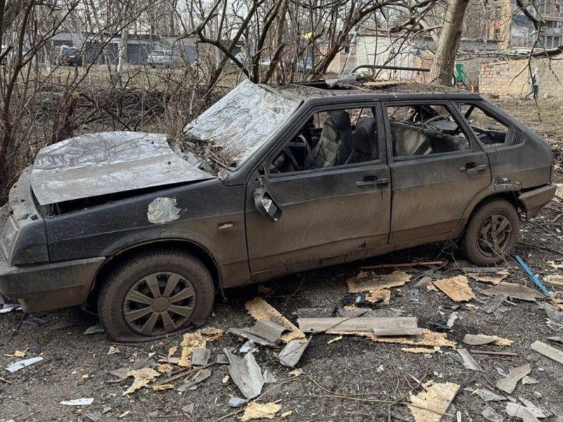 Дев'ять авіаударів за 15 хвилин. РФ цілий день б'є по Костянтинівці, є жертва і поранені 4 Дев'ять авіаударів за 15 хвилин. РФ цілий день б'є по Костянтинівці, є жертва і поранені
