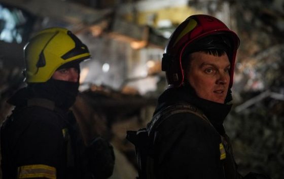 На Запоріжжі через російський обстріл горять будинки, врятована людина, - ОВА 18 na zaporizhzhi cherez rosijskij obstril gorjat budinki vrjatovana ljudina ova ccc5bbd scaled China Way