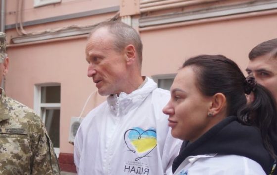 razom z volonterami bf nadija posiljuyemo zahisnikiv stancijami reb omeljanenko f7857ed scaled China Way