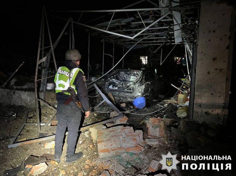 У Київській області є пошкодження після нічної атаки: кадри наслідків