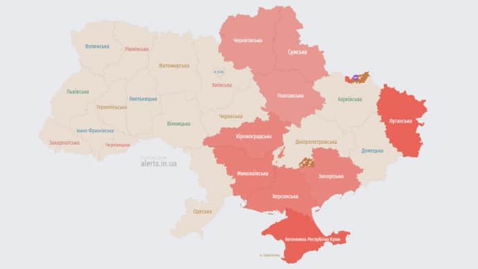 В новогоднюю ночь россияне атакуют ударными БпЛА с севера и юга 