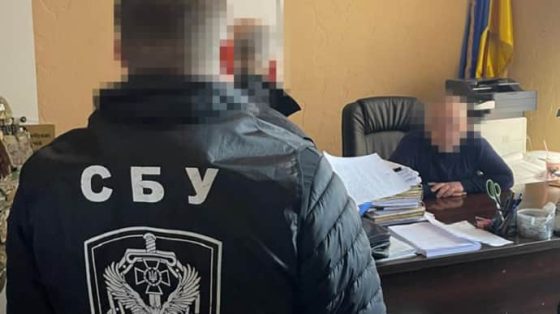 ГБР: В Днепре судья подделал подпись и присвоил арендованную квартиру в центре города 1 gbr v dnepre sudja poddelal podpis i prisvoil arendovannuju kvartiru v centre goroda 727b01d scaled China Way