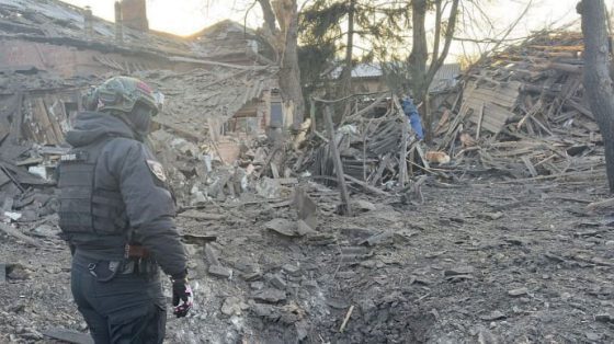 Оккупанты ударили по Константиновке – убили 5 и ранили 8 человек 2 okkupanty udarili po konstantinovke ubili 5 i ranili 8 chelovek ac46d24 scaled China Way