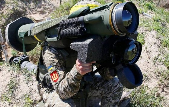 ukrayinski bijci raketoju z ptrk javelin znishhili rosijskij tank t 90 video 8f7b878 scaled China Way