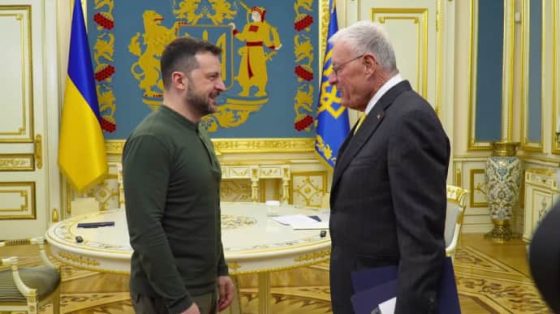 Зеленский назвал разговор с Келлогом ''хорошим'': обсудили соглашение о недрах 7 zelenskij nazval razgovor s kellogom horoshim obsudili soglashenie o nedrah 932cae3 scaled China Way