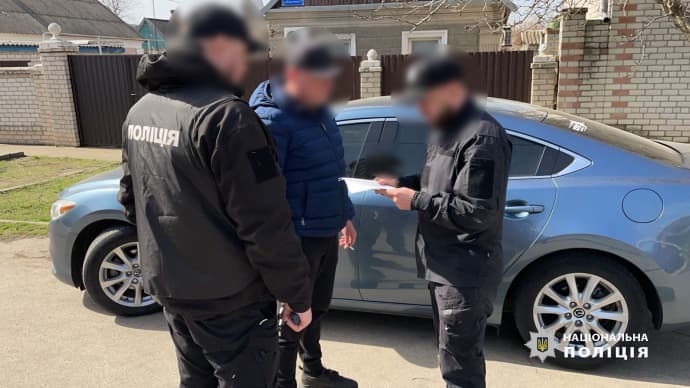 Бизнес на выплате фиктивных ''боевых'': задержаны двое военных, которые присвоили 1,5 млн 2 Бизнес на выплате фиктивных ''боевых'': задержаны двое военных, которые присвоили 1,5 млн