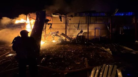 Дроновая атака: в двух районах Киевщины горели склады 4 dronovaja ataka v dvuh rajonah kievshhiny goreli sklady 0aa32ef scaled China Way