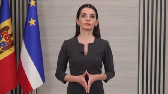 Главу Гагаузии, которая жала руку Путину, задержали в аэропорту Кишинева 1 glavu gagauzii kotoraja zhala ruku putinu zaderzhali v aeroportu kishineva 3e91af4 scaled China Way