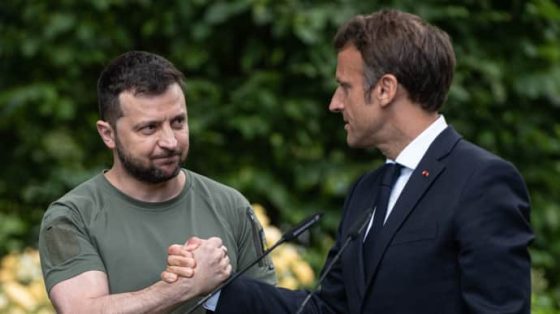 ''Извини, Эмманюэль'': Зеленский прервал брифинг из-за внезапного звонка Макрона 5 izvini emmanjuel zelenskij prerval brifing iz za vnezapnogo zvonka makrona ed69472 scaled China Way