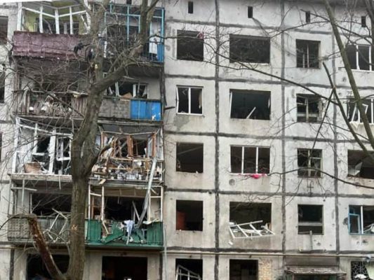 Оккупанты ударили по Константиновке: ранены 4 мирных жителей, среди них – мать и сын 2 Оккупанты ударили по Константиновке: ранены 4 мирных жителей, среди них – мать и сын