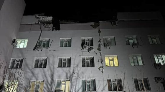 В Сумах российский беспилотник упал на крышу областной больницы – ОВА 2 v sumah rossijskij bespilotnik upal na kryshu oblastnoj bolnicy ova aa3ff2a scaled China Way