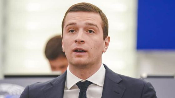 Официальный лидер ультраправых Франции ответил, пойдет ли в президенты вместо Ле Пен 9 oficialnyj lider ultrapravyh francii otvetil pojdet li v prezidenty vmesto le pen 304f3bb scaled China Way