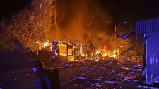 Повреждены многоэтажки, склады и авто, бушевали пожары – последствия российской атаки на Киевщине 4 povrezhdeny mnogoetazhki sklady i avto bushevali pozhary posledstvija rossijskoj ataki na kievshhine 0c78674 scaled China Way