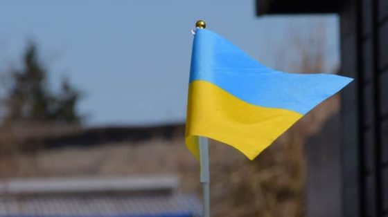 v chehii na mitinge populistov napali na parnja s ukrainskim flagom 7b21290 scaled China Way