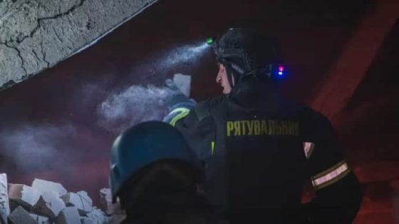 В Харькове вражеская ракета попала в многоэтажку: есть погибший, много пострадавших 11 v harkove vrazheskaja raketa popala v mnogoetazhku est pogibshij mnogo postradavshih 3f06862 scaled China Way