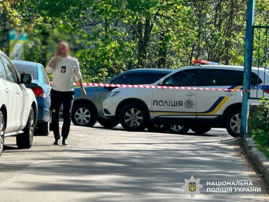 В Киеве мужчина получил огнестрельное ранение: полиция расследует покушение на убийство 