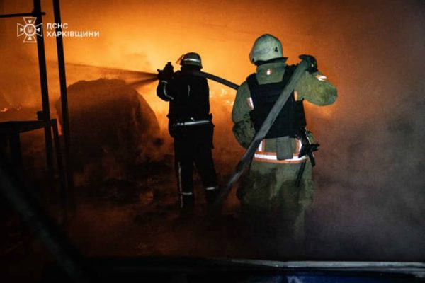 Харьковщина: зафиксировано более 10 попаданий, 1 человек погиб, еще 7 получили ранения 3 Харьковщина: зафиксировано более 10 попаданий, 1 человек погиб, еще 7 получили ранения