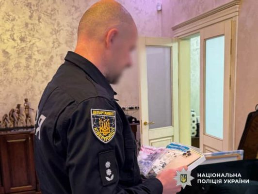 Снятие с воинского учета по диагнозу ВИЧ: в Днепре были новые обыски и задержания 2 Снятие с воинского учета по диагнозу ВИЧ: в Днепре были новые обыски и задержания