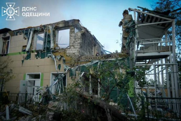 Под завалами в Одессе ищут еще 2 человека &ndash; ОВА 