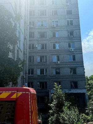 Россия ударила по Днепру: 7 человек погибли, 70 пострадали, их количество растет 