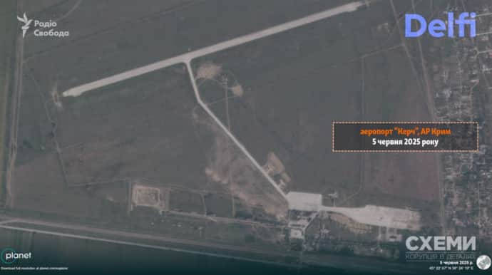 ''Схемы'': Россия превращает Керченский аэропорт в военную базу, оттуда могут запускать ''Шахеды'' 