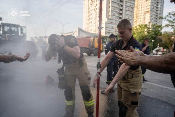В Киеве разобрали строительные конструкции на месте удара России – ГСЧС 4 В Киеве разобрали строительные конструкции на месте удара России – ГСЧС