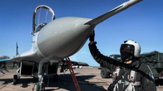 Воздушные силы показали, как пилот фронтового истребителя МиГ-29 ночью уничтожает ''Шахед'' 7 vozdushnye sily pokazali kak pilot frontovogo istrebitelja mig 29 nochju unichtozhaet shahed 7aa253c scaled China Way