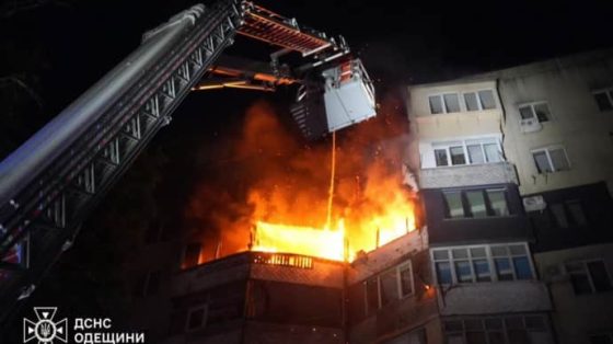 iz atakovannoj rossijskimi bpla mnogoetazhki v odesse spasateli evakuirovali 50 chelovek 438bbb0 scaled China Way