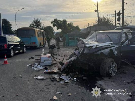 Пьяная женщина въехала в блокпост на Закарпатье: погиб пограничник 