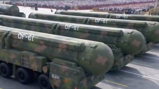 kitaj na parade pokazal novuju mezhkontinentalnuju ballisticheskuju raketu df 61 7cad9ea scaled China Way