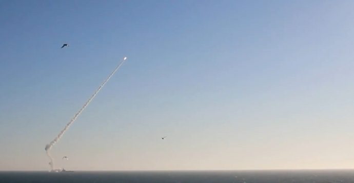 Россия запустила гиперзвуковую ракету ''Циркон'' во время учений в Баренцевом море 