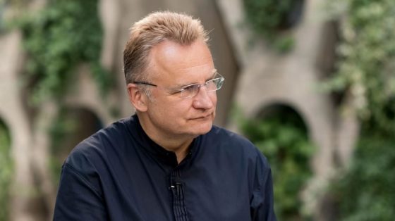 sadovyj proslushku v kabinete nashli posle togo kak tam pobyvali sviridenko i stefanchuk 7005407 scaled China Way