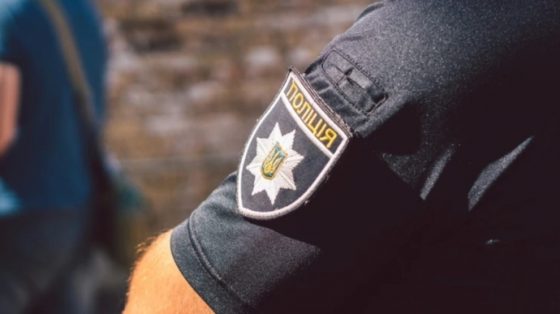 tck muzhchina ukusil policejskogo vo vremja proverki dokumentov v kieve daba3ee scaled China Way