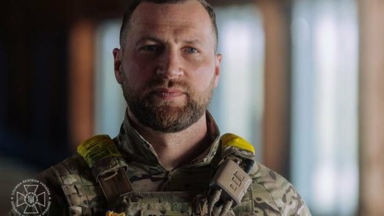 В.и.о. главы СБУ Хмара в начале полномасштабной войны участвовал в освобождении Киевской области, в "Альфе" - с 2011 г. 1 vio glavy sbu hmara v nachale polnomasshtabnoj vojny uchastvoval v osvobozhdenii kievskoj oblasti v alfe s 2011 g a008e1b scaled China Way