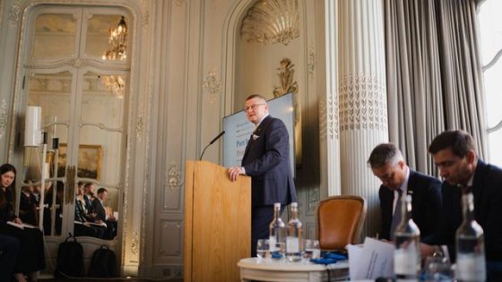 zaluzhnyj uzhe ne nuzhno pobezhdat protivnika v klassicheskoj vojne dostatochno sdelat ego dejatelnost slishkom dorogoj 2500eb0 scaled China Way