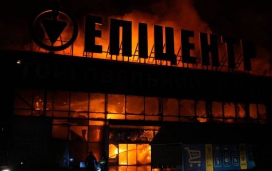 Окупанти знищили ТЦ у Запоріжжі й залишили людей без світла 1 okupanti znishhili tc u zaporizhzhi j zalishili ljudej bez svitla b4436b0 scaled China Way