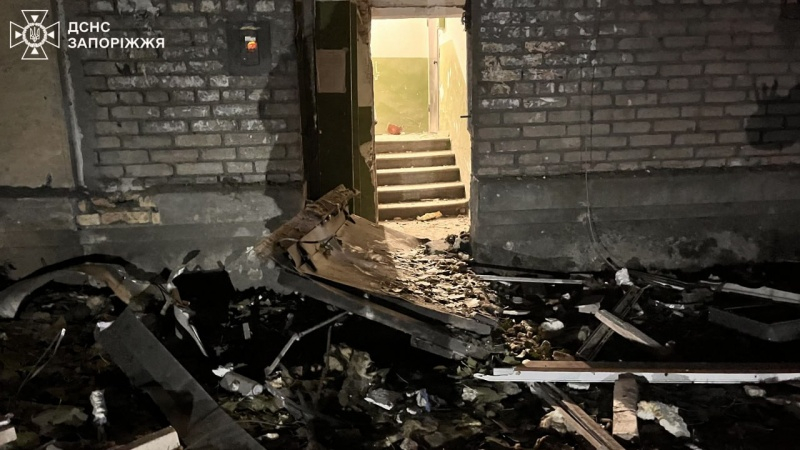 Авіаудар по Запоріжжю: ДСНС показала наслідки обстрілу, кількість поранених зросла